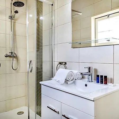 Vale Do Garrao Sleeps 7 With Pool And Wifi Villa