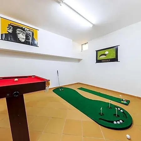 Vale Do Garrao Sleeps 7 With Pool And Wifi Villa